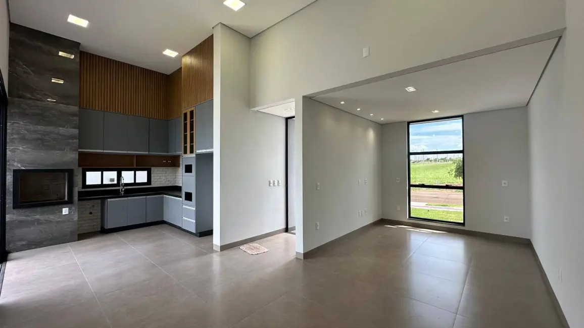 Foto 4 de Casa com 3 quartos à venda, 220m2 em Dourados - MS