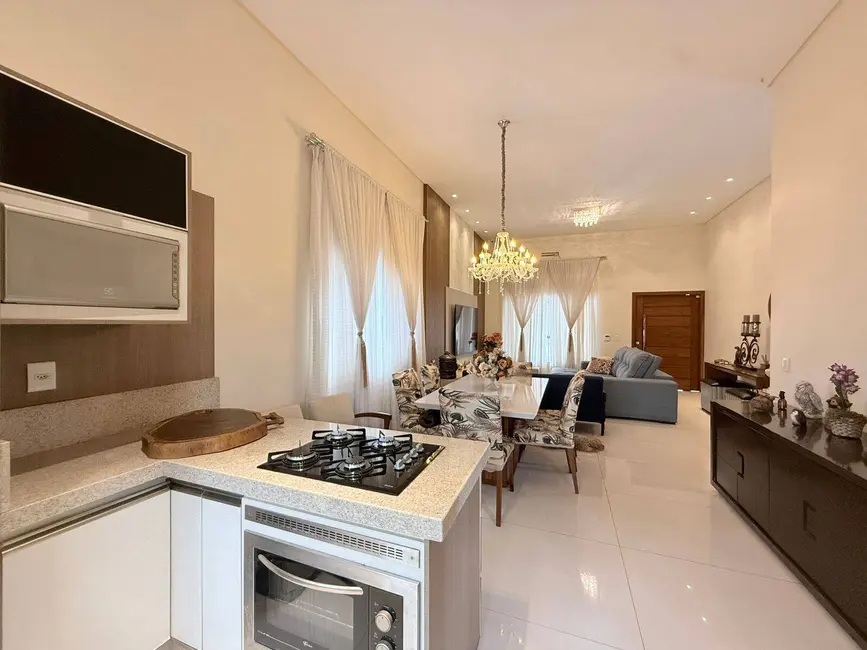 Foto 24 de Casa à venda, 354m2 em Parque Alvorada, Dourados - MS