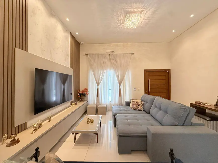 Foto 20 de Casa à venda, 354m2 em Parque Alvorada, Dourados - MS