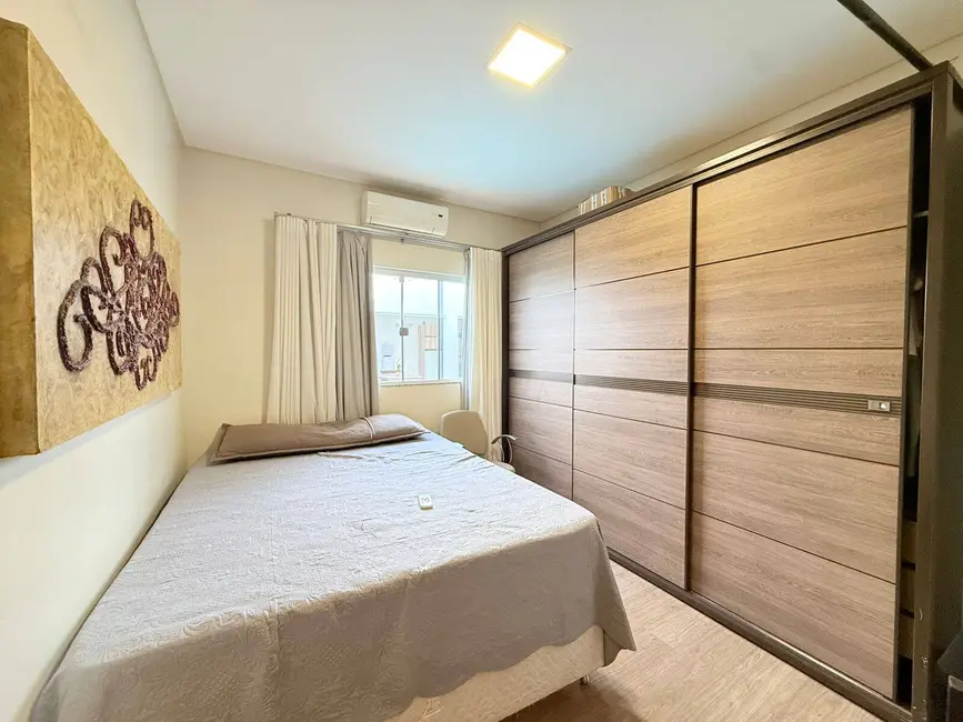 Foto 17 de Casa à venda, 354m2 em Parque Alvorada, Dourados - MS