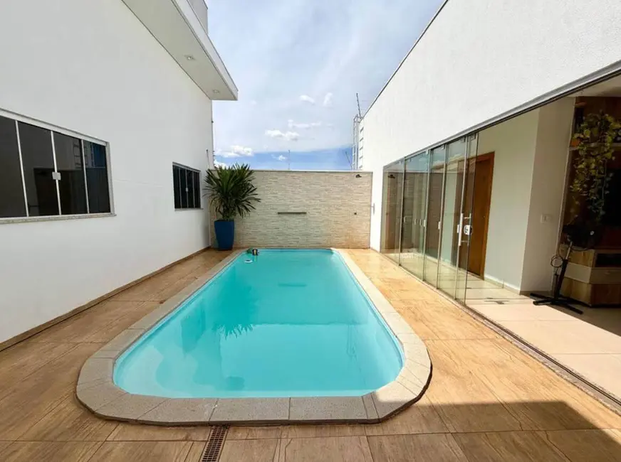 Foto 4 de Casa à venda, 354m2 em Parque Alvorada, Dourados - MS