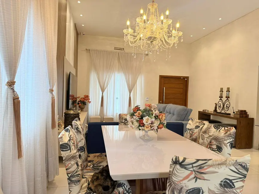 Foto 21 de Casa à venda, 354m2 em Parque Alvorada, Dourados - MS