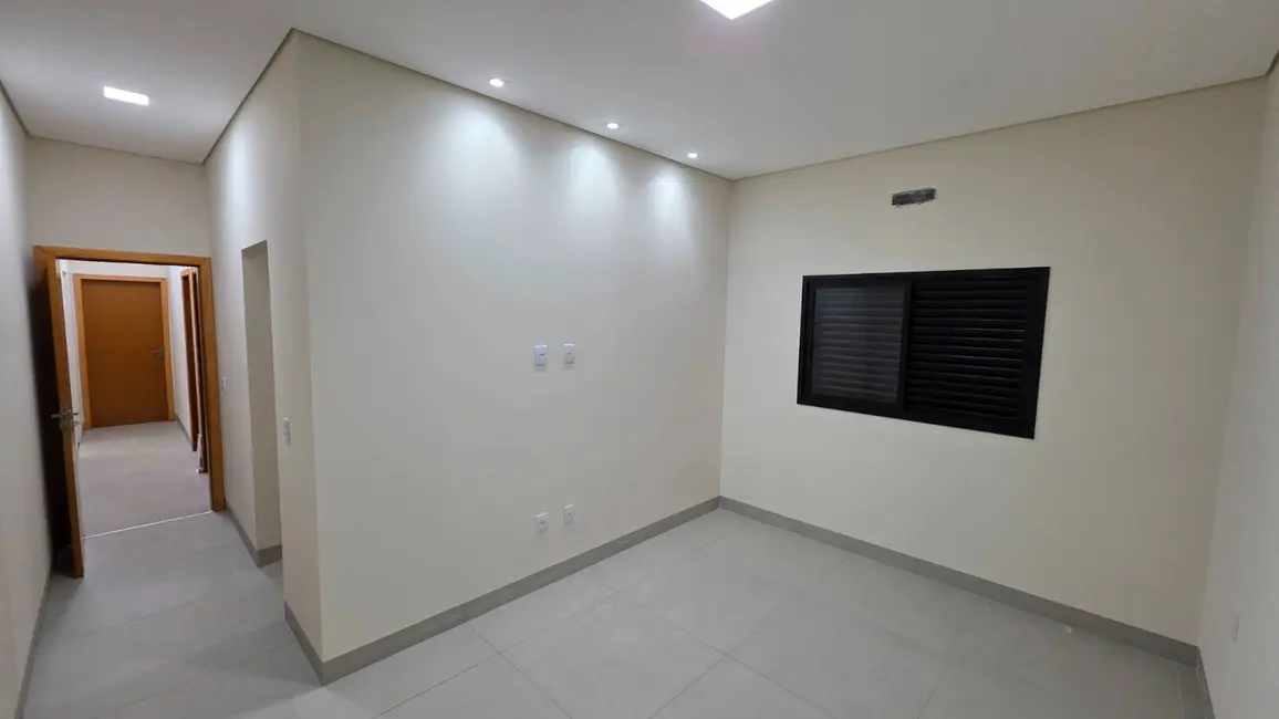 Foto 5 de Casa com 3 quartos à venda, 300m2 em Jardim Cristhais, Dourados - MS