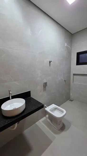 Foto 8 de Casa com 3 quartos à venda, 300m2 em Jardim Cristhais, Dourados - MS