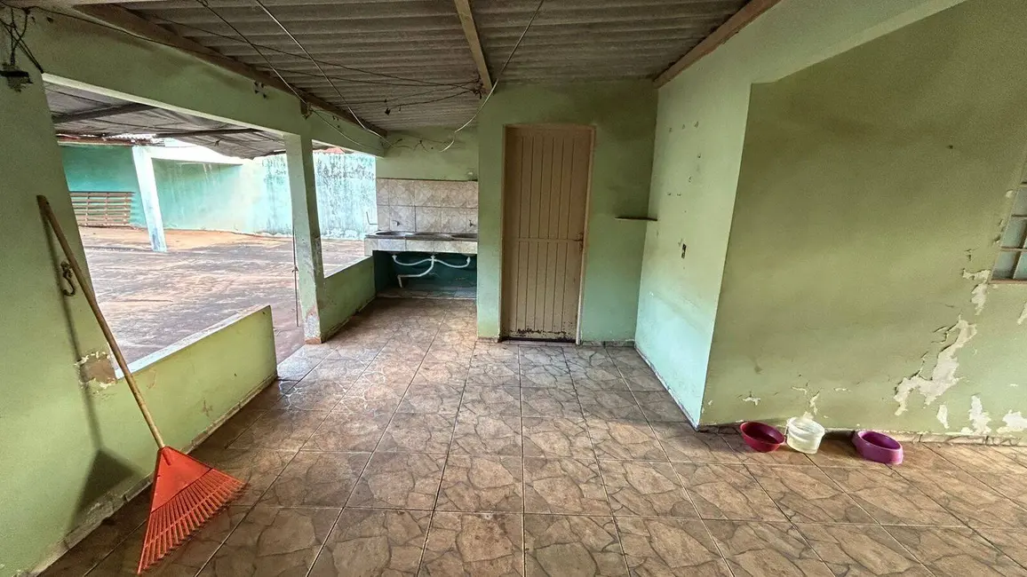 Foto 4 de Casa à venda, 360m2 em Jardim Colibri, Dourados - MS