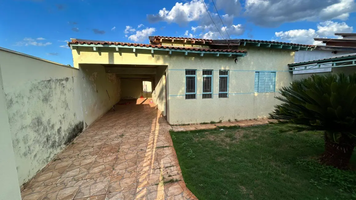 Foto 1 de Casa à venda, 360m2 em Jardim Colibri, Dourados - MS