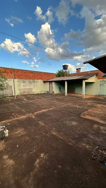 Foto 3 de Casa à venda, 360m2 em Jardim Colibri, Dourados - MS