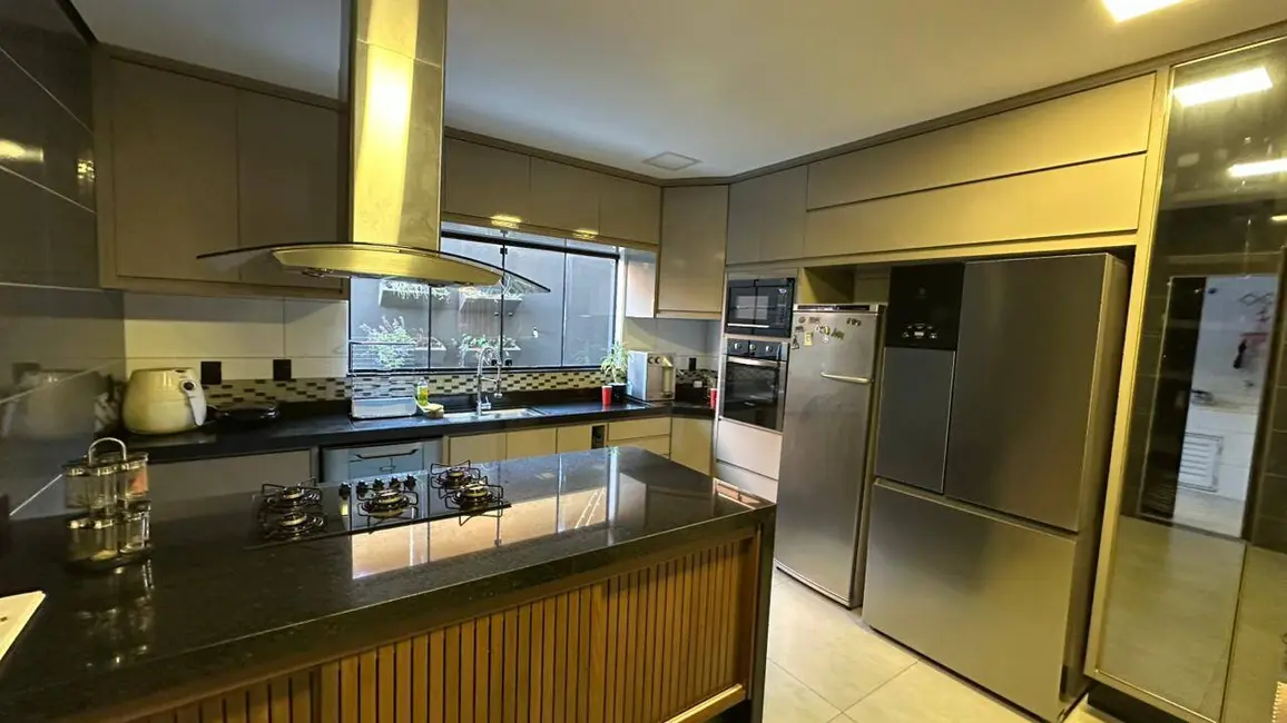 Foto 9 de Casa com 4 quartos à venda, 420m2 em Jardim Mônaco, Dourados - MS