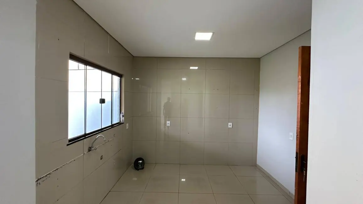 Foto 6 de Casa com 3 quartos à venda, 203m2 em Dourados - MS