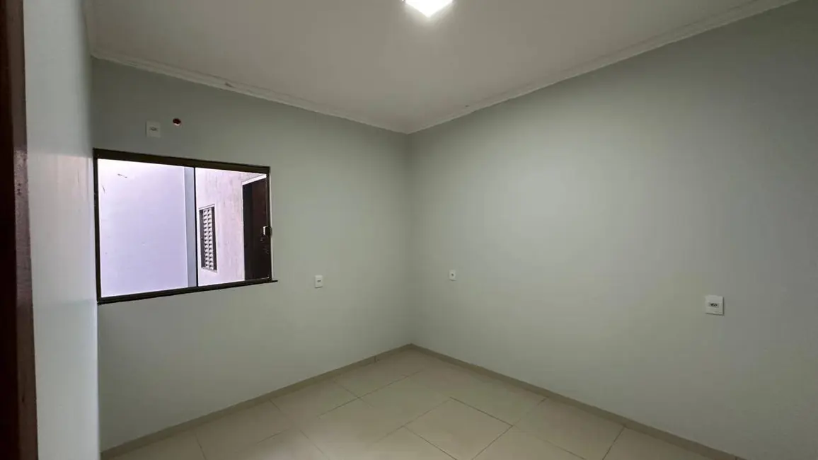Foto 3 de Casa com 3 quartos à venda, 203m2 em Dourados - MS