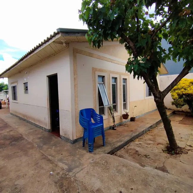 Foto 1 de Casa com 3 quartos à venda, 360m2 em Jardim Água Boa, Dourados - MS