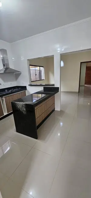 Foto 1 de Casa à venda, 360m2 em Parque Alvorada, Dourados - MS