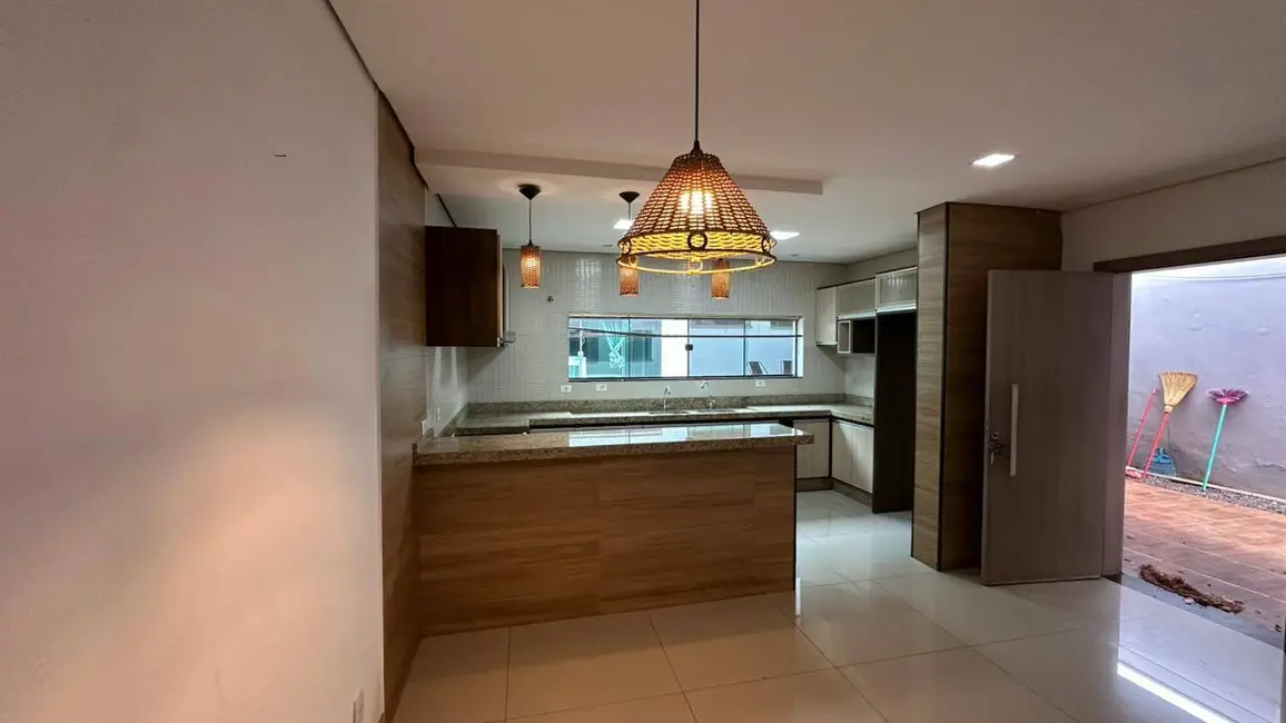 Foto 6 de Casa com 2 quartos à venda, 375m2 em Jardim América, Dourados - MS