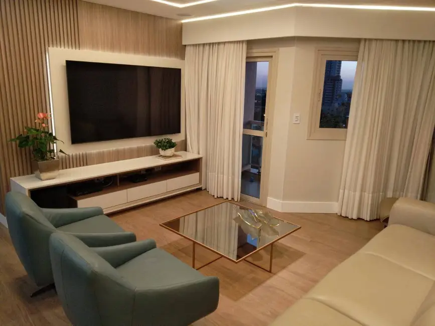 Foto 4 de Apartamento com 3 quartos à venda, 196m2 em Jardim América, Dourados - MS