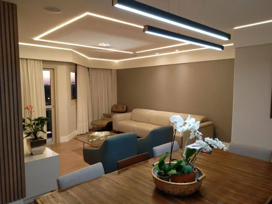 Foto 7 de Apartamento com 3 quartos à venda, 196m2 em Jardim América, Dourados - MS