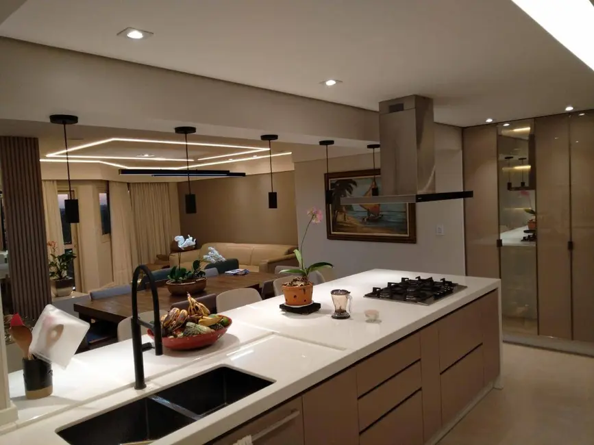 Foto 2 de Apartamento com 3 quartos à venda, 196m2 em Jardim América, Dourados - MS