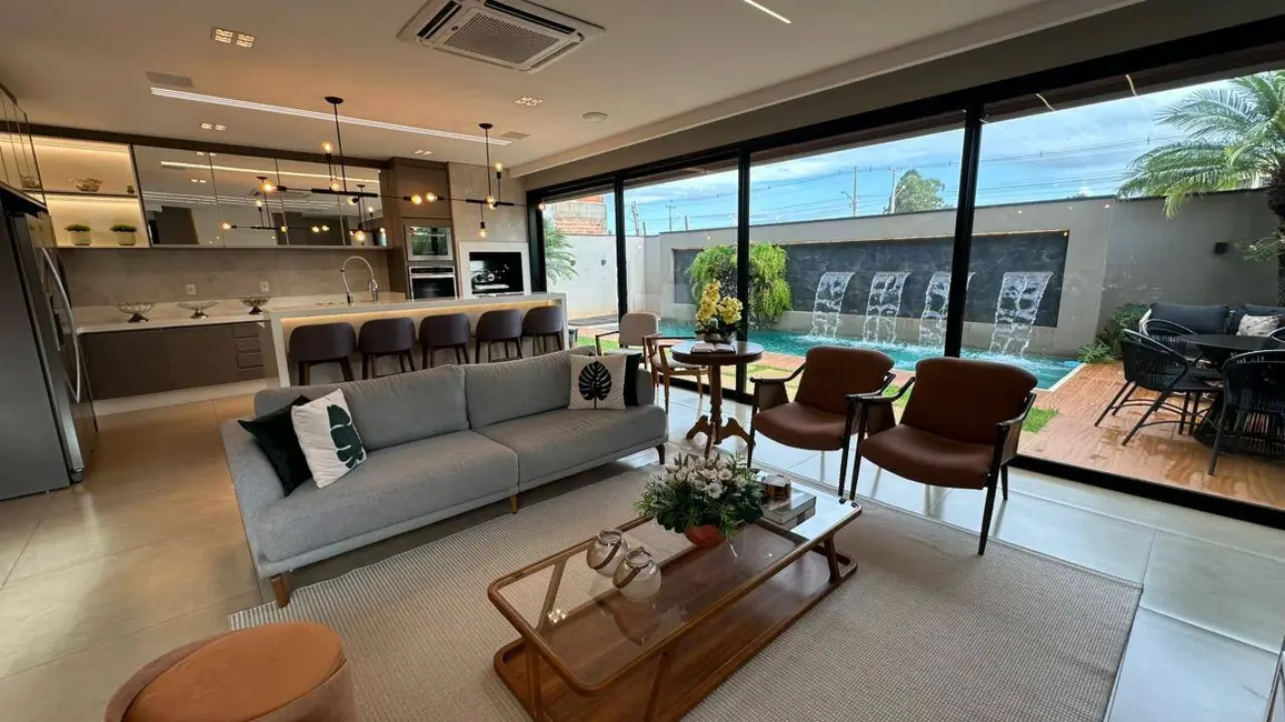 Foto 5 de Sobrado com 3 quartos à venda, 369m2 em Green Park, Dourados - MS