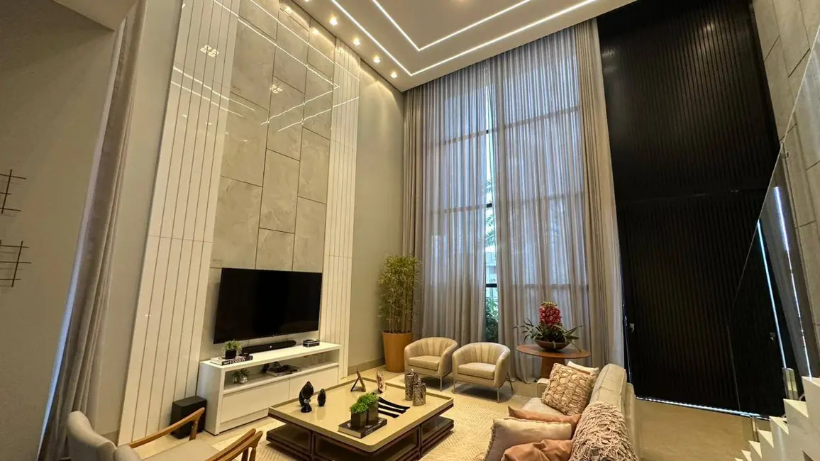 Foto 2 de Sobrado com 3 quartos à venda, 369m2 em Green Park, Dourados - MS