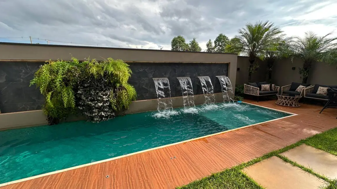 Foto 9 de Sobrado com 3 quartos à venda, 369m2 em Green Park, Dourados - MS