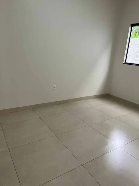 Foto 5 de Casa com 2 quartos à venda, 180m2 em Dourados - MS
