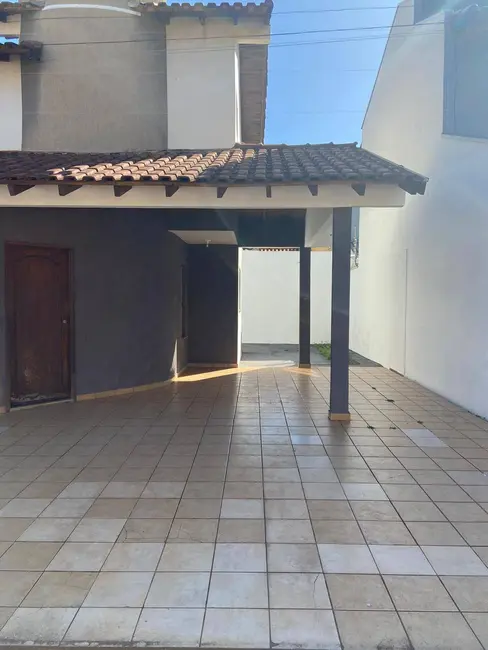 Foto 2 de Casa com 2 quartos à venda, 149m2 em Jardim Tropical, Dourados - MS