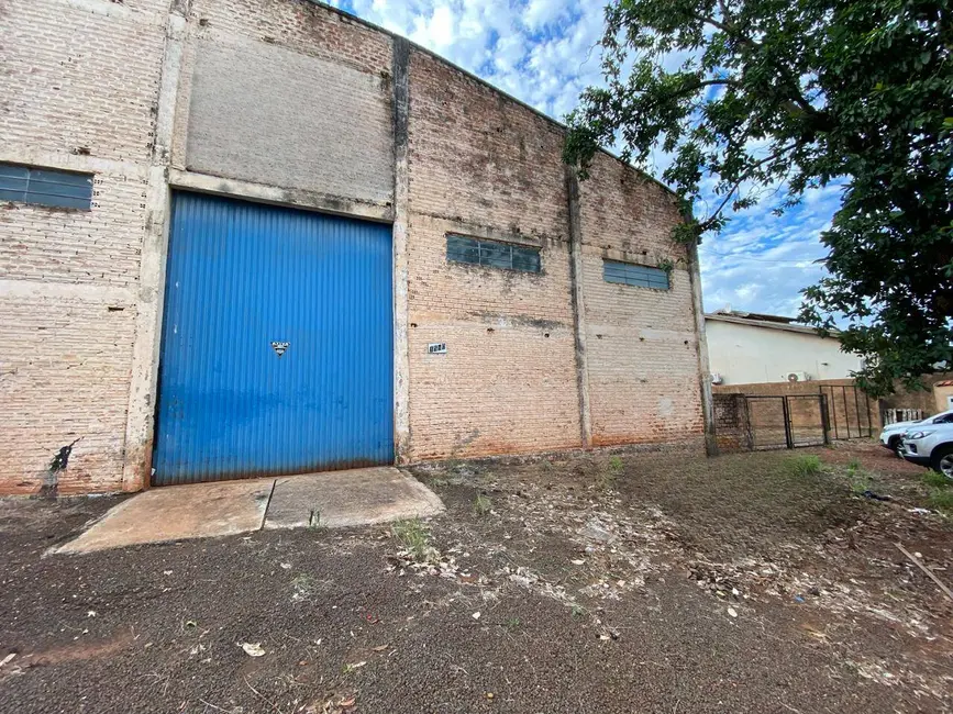 Foto 3 de Sala Comercial à venda, 2160m2 em Dourados - MS