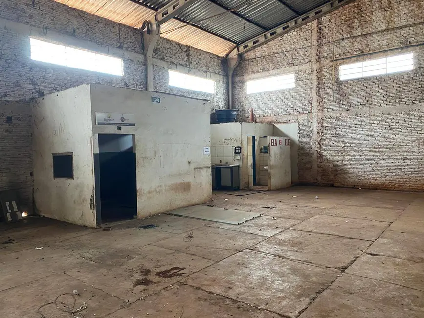 Foto 9 de Sala Comercial à venda, 2160m2 em Dourados - MS