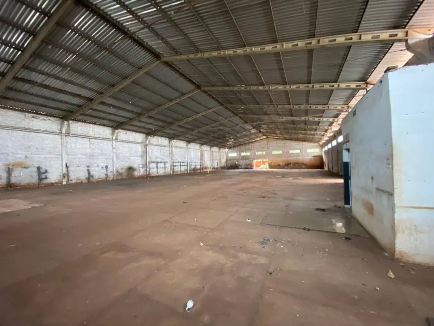 Foto 8 de Sala Comercial à venda, 2160m2 em Dourados - MS