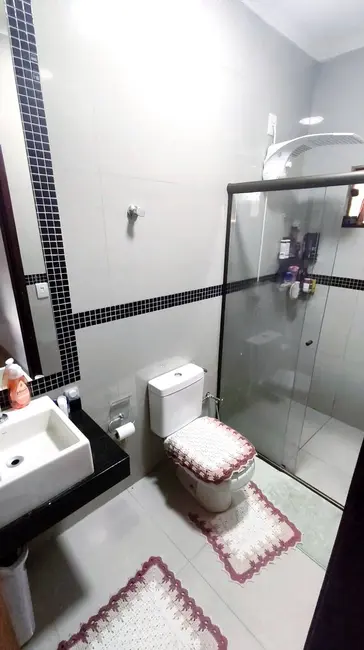 Foto 5 de Casa com 2 quartos à venda, 360m2 em Jardim Guaicurus, Dourados - MS