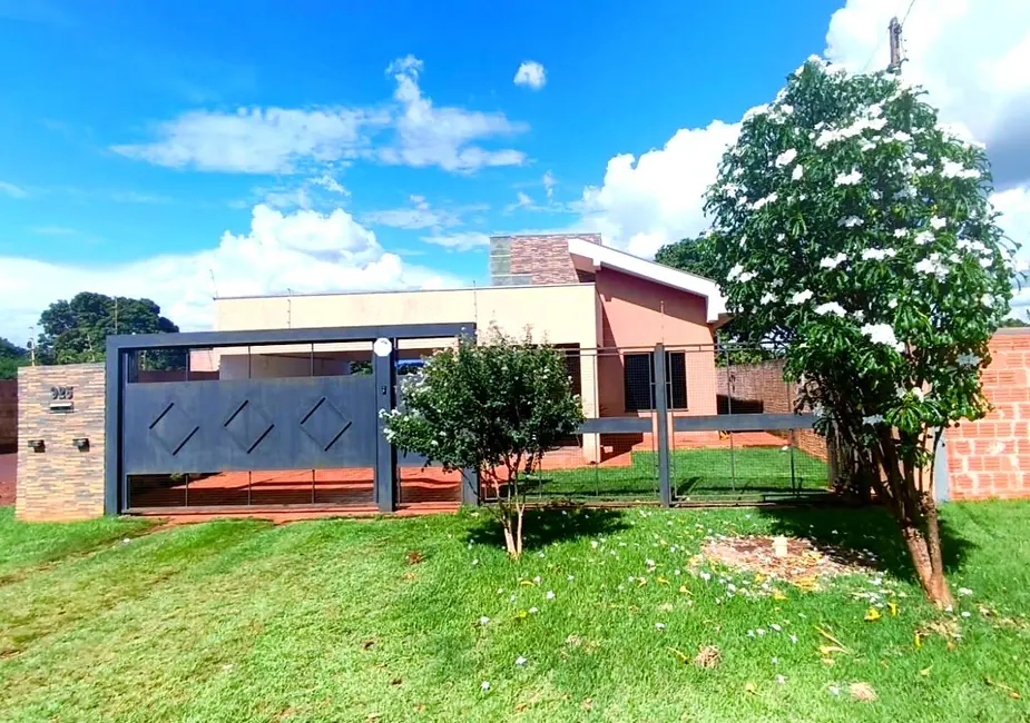 Foto 2 de Casa com 2 quartos à venda, 360m2 em Jardim Guaicurus, Dourados - MS