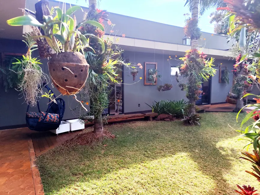Foto 5 de Casa com 4 quartos à venda, 360m2 em Jardim Mônaco, Dourados - MS