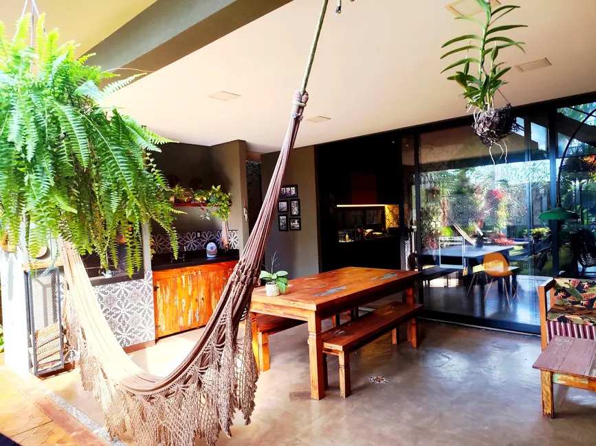 Foto 8 de Casa com 4 quartos à venda, 360m2 em Jardim Mônaco, Dourados - MS