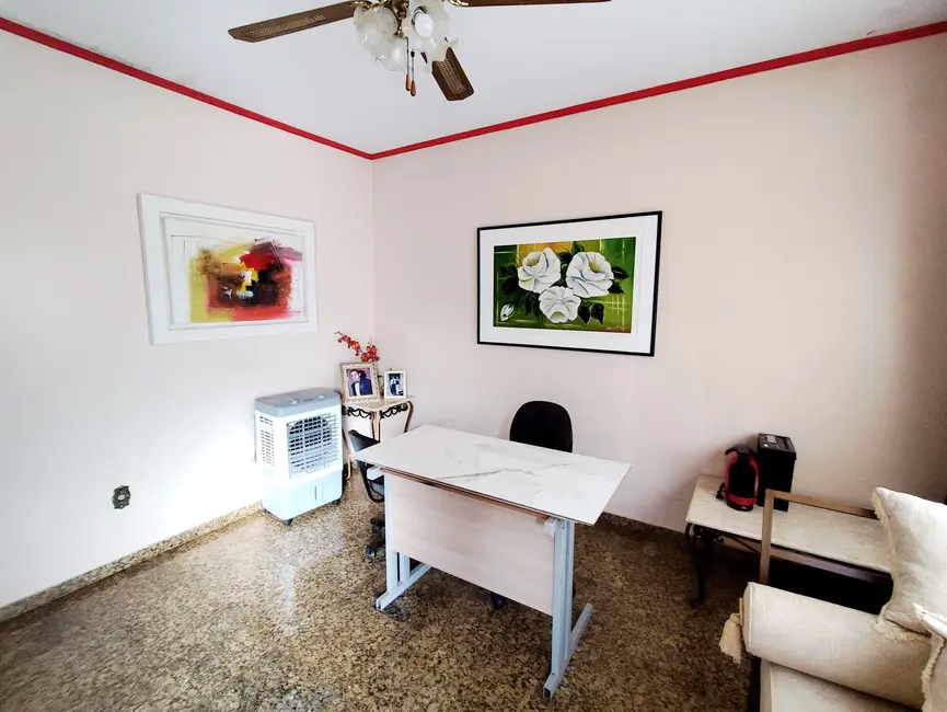 Foto 7 de Casa com 4 quartos à venda, 500m2 em Jardim América, Dourados - MS
