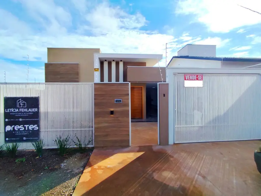 Foto 1 de Casa com 3 quartos à venda, 360m2 em Dourados - MS