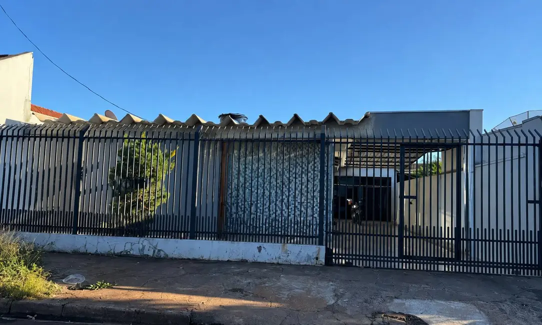 Foto 1 de Casa com 3 quartos à venda, 275m2 em Cohafaba III Plano, Dourados - MS