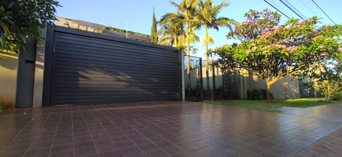 Foto 1 de Casa com 5 quartos à venda, 600m2 em Vila Progresso, Dourados - MS