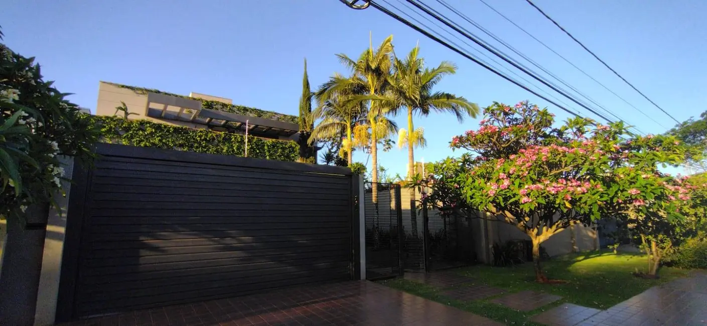 Foto 2 de Casa com 5 quartos à venda, 600m2 em Vila Progresso, Dourados - MS