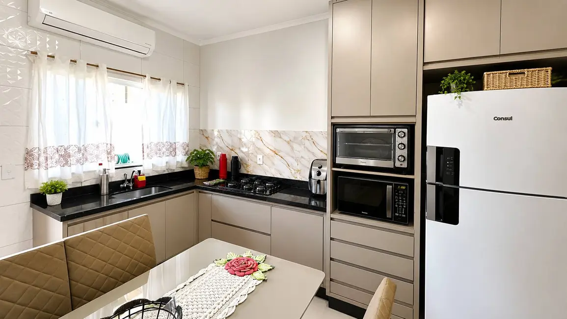 Foto 5 de Casa com 2 quartos à venda, 126m2 em Esplanada, Dourados - MS