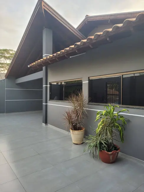 Foto 1 de Casa com 3 quartos à venda, 360m2 em Jardim Mônaco, Dourados - MS