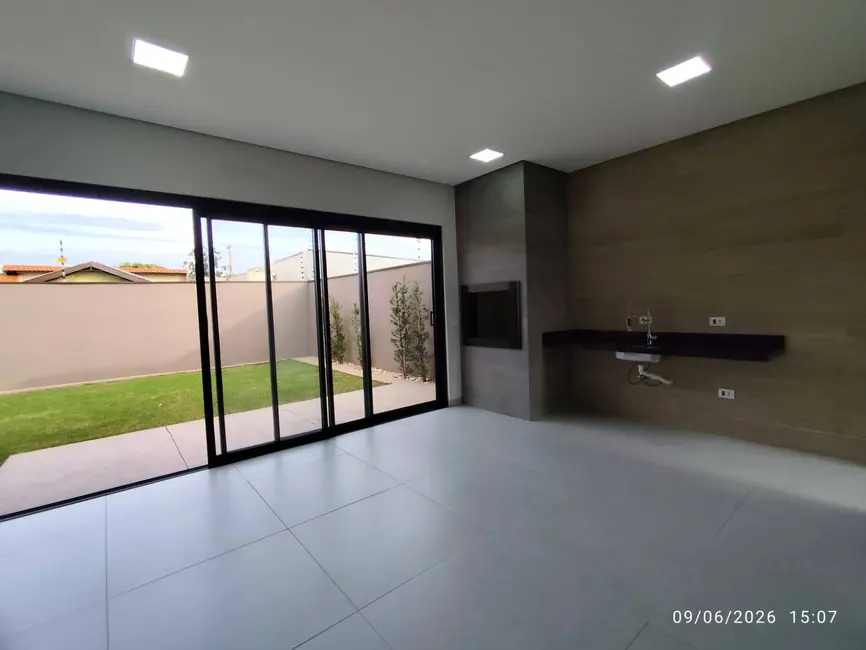 Foto 8 de Casa com 3 quartos à venda, 360m2 em Dourados - MS