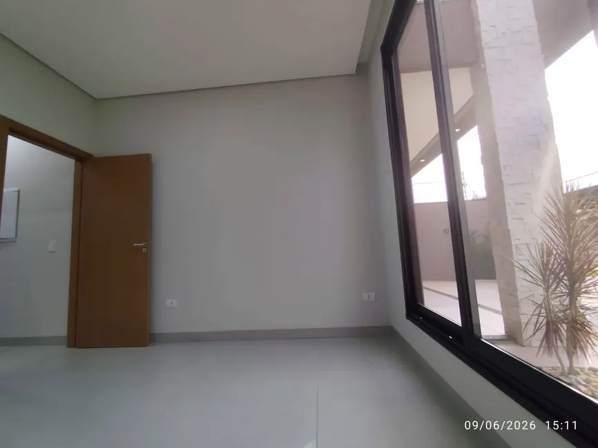 Foto 9 de Casa com 3 quartos à venda, 360m2 em Dourados - MS