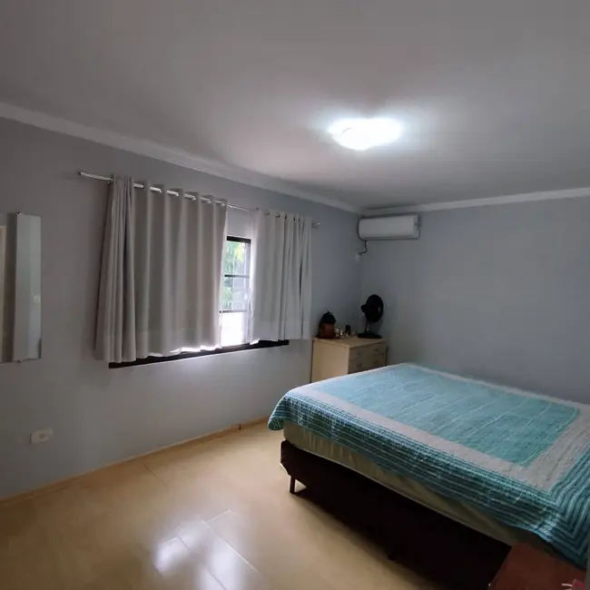 Foto 9 de Casa com 3 quartos à venda, 360m2 em Parque Alvorada, Dourados - MS