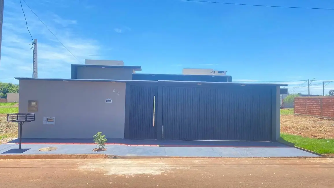 Foto 1 de Casa com 3 quartos à venda, 228m2 em Dourados - MS