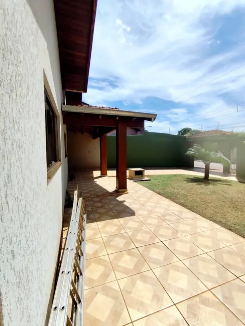 Foto 4 de Casa com 3 quartos à venda, 375m2 em Jardim Santa Maria, Dourados - MS