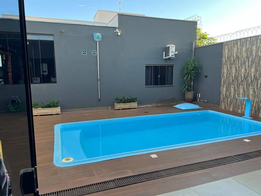Foto 6 de Casa com 3 quartos à venda, 300m2 em Dourados - MS