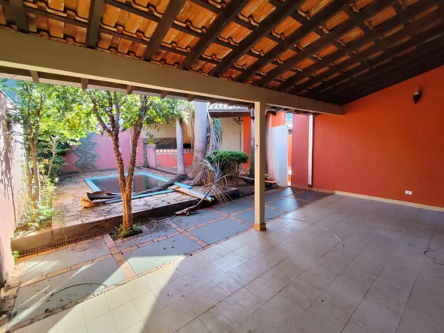 Casa com 4 quartos à venda, 360m2 em Dourados - MS - imagem 4 Foto 4 de Casa com 4 quartos à venda, 360m2 em Dourados - MS