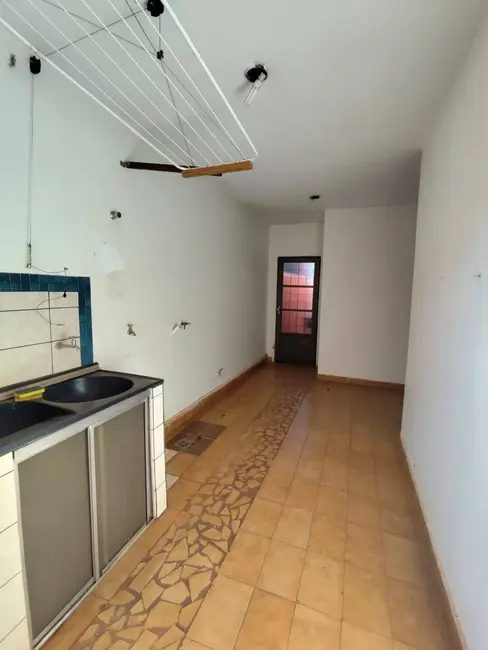 Casa com 4 quartos à venda, 360m2 em Dourados - MS - imagem 8 Foto 8 de Casa com 4 quartos à venda, 360m2 em Dourados - MS