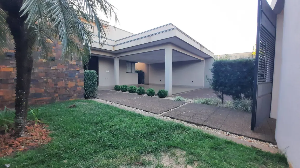 Casa com 3 quartos à venda, 360m2 em Jardim Água Boa, Dourados - MS - imagem 1 Foto 1 de Casa com 3 quartos à venda, 360m2 em Jardim Água Boa, Dourados - MS