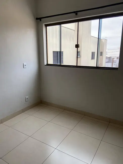 Foto 4 de Apartamento com 2 quartos à venda, 68m2 em Santa Fé, Dourados - MS