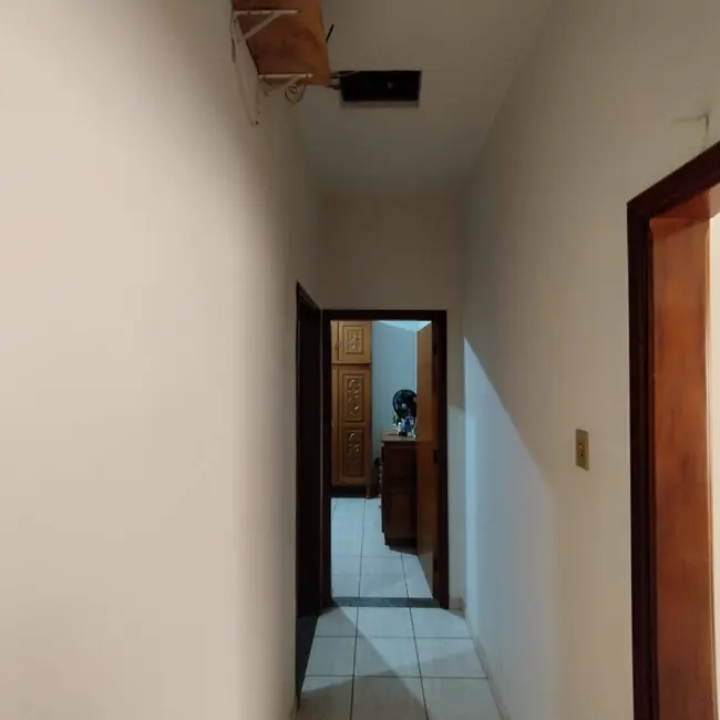 Foto 6 de Casa com 3 quartos à venda, 360m2 em Jardim São Pedro, Dourados - MS